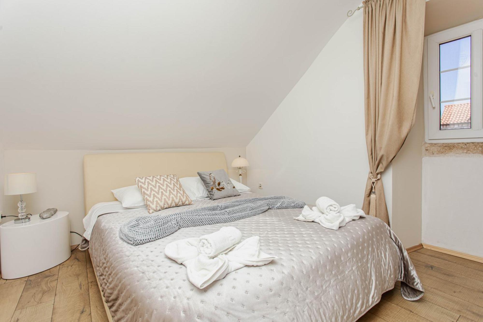 Guesthouse Mimbelli Orebic Ngoại thất bức ảnh